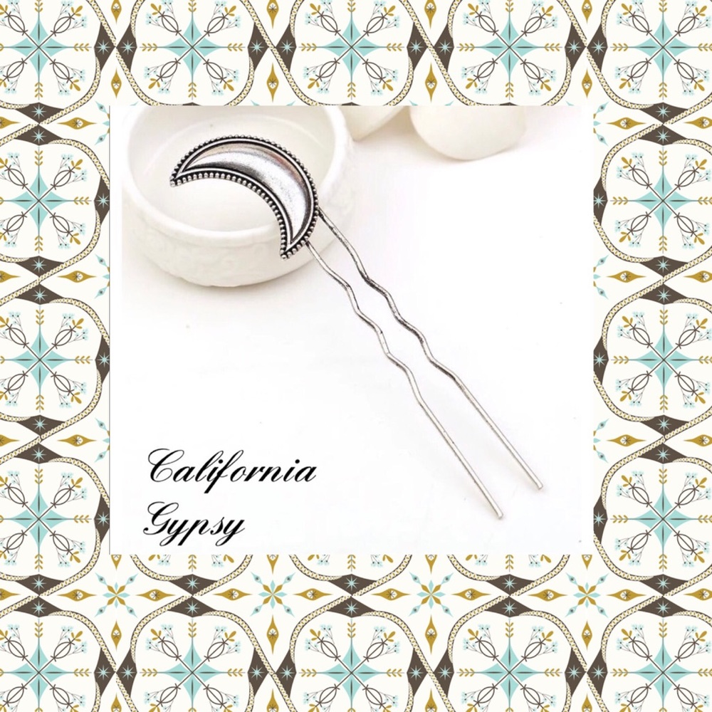 LAST ONE Crescent Moon Boho Chic Hair Pin✨